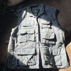 Sportsman vest lots of pockets
